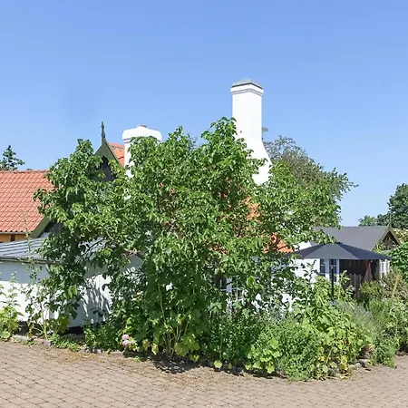 2 Bedroom Awesome In *