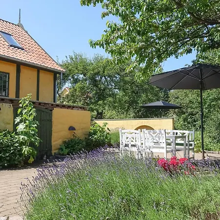 2 Bedroom Awesome In