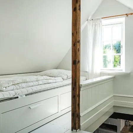 2 Bedroom Awesome In *