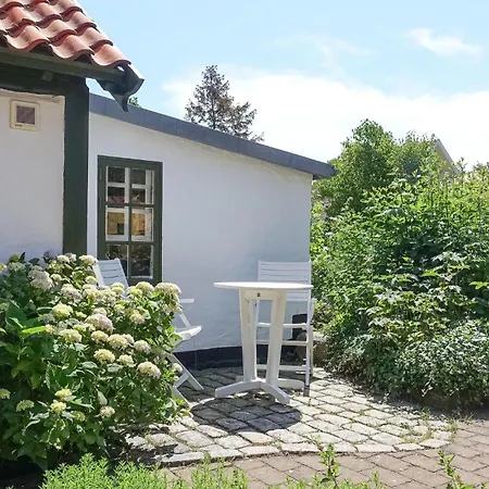 2 Bedroom Awesome In *