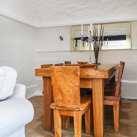 Casa vacanze In With Kitchen Svaneke